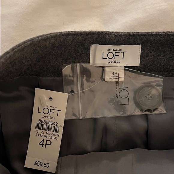 Ann Taylor Loft Charcoal Button-Front Women's Skirt - Picture 2 of 3